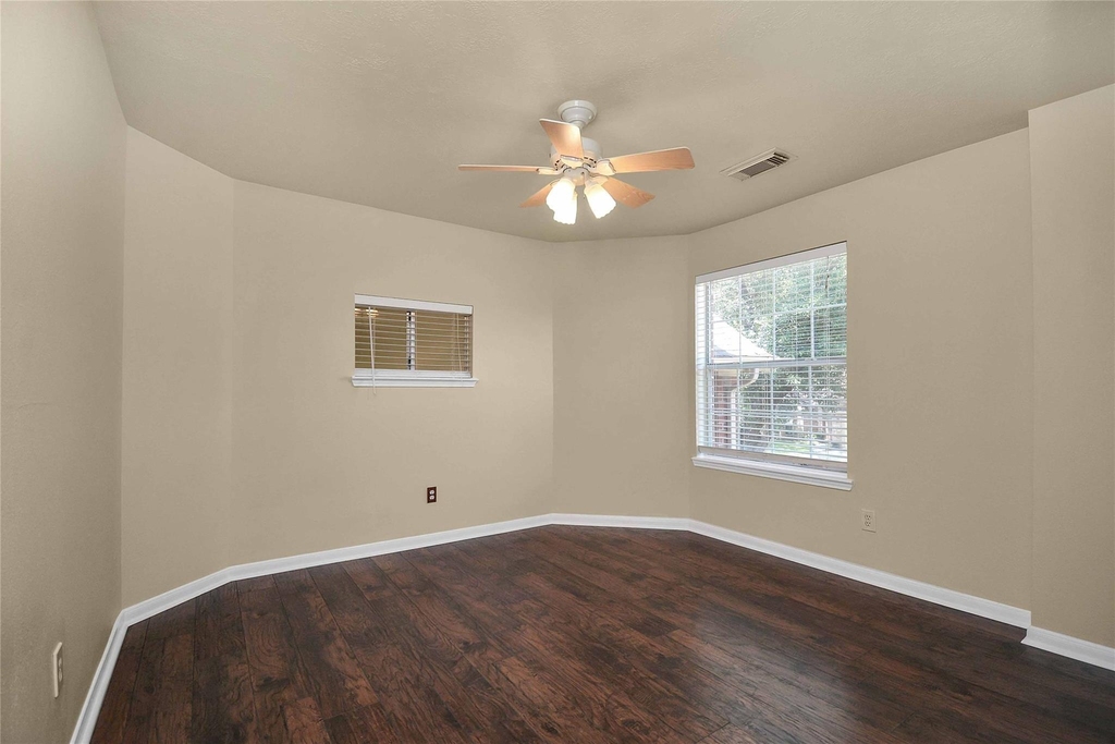 4123 Valedon Lane - Photo 35