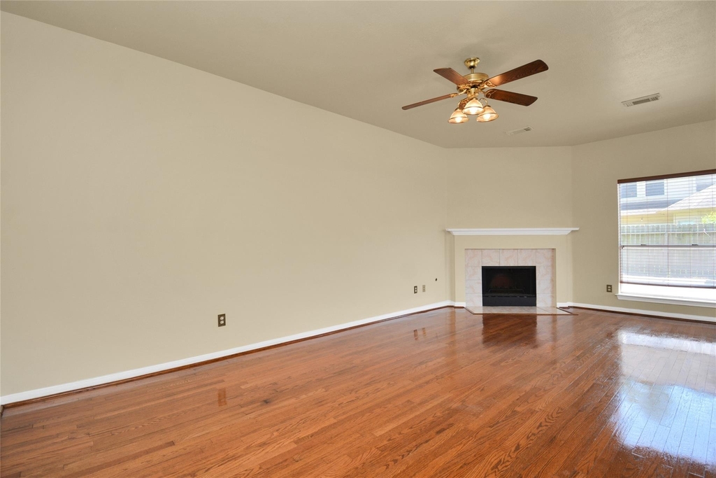 4123 Valedon Lane - Photo 8