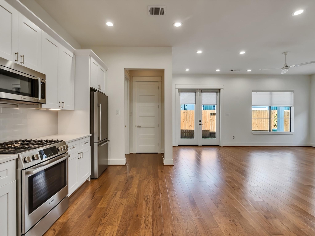 10330 Grove Row Avenue - Photo 29
