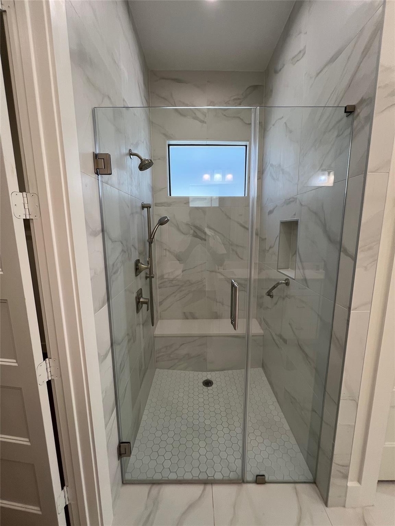 10330 Grove Row Avenue - Photo 18