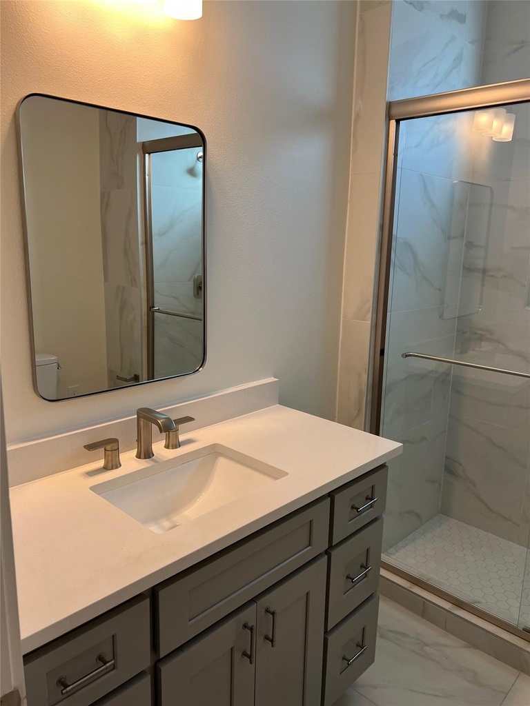 10330 Grove Row Avenue - Photo 9