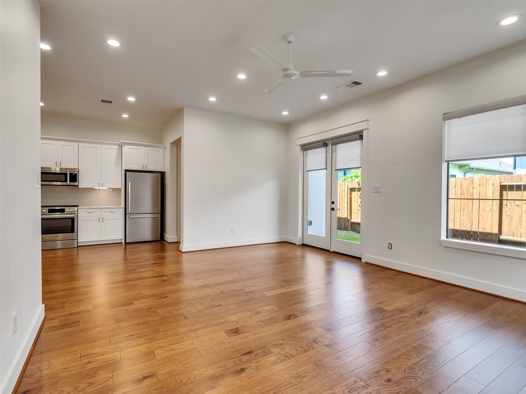 10330 Grove Row Avenue - Photo 27