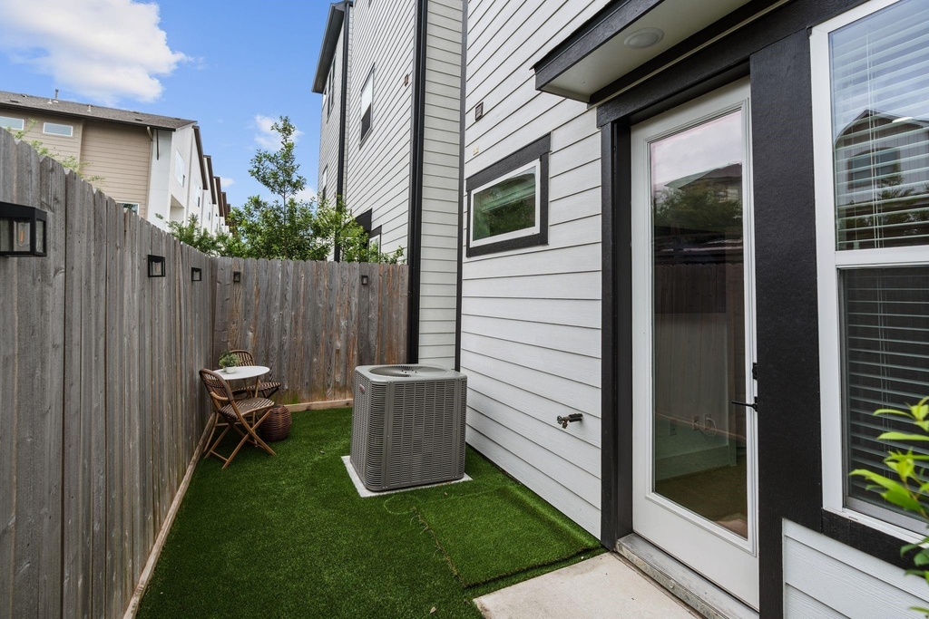857 Fisher Street - Photo 32