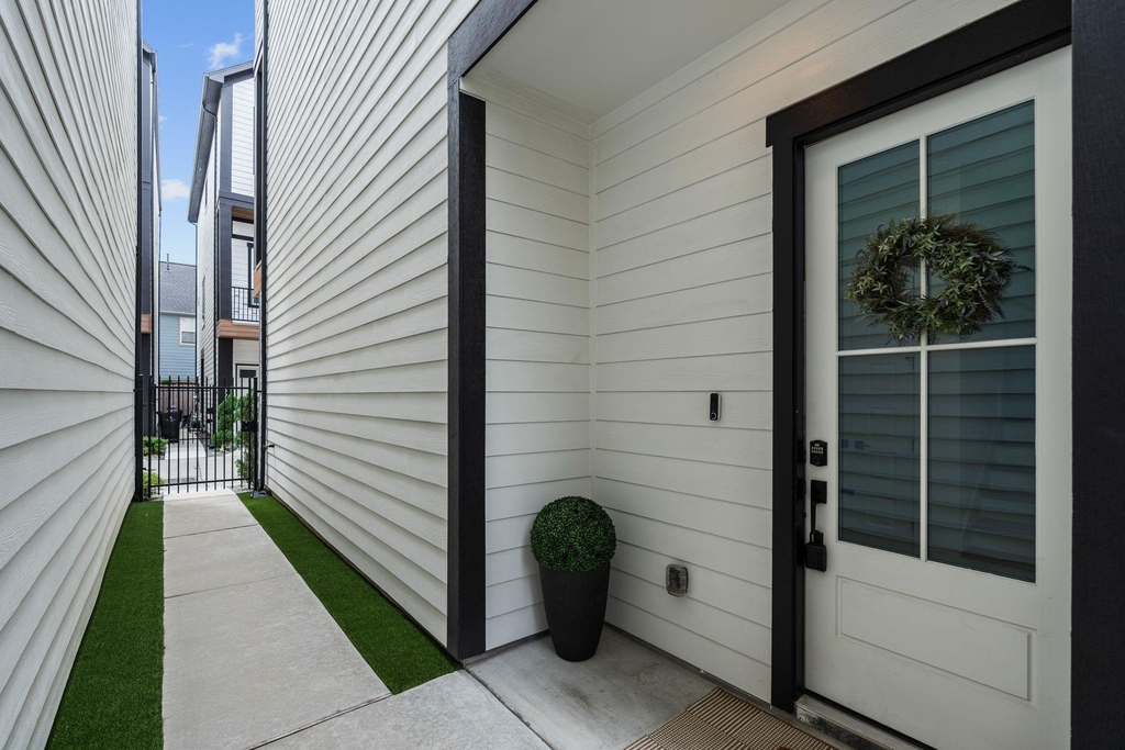 857 Fisher Street - Photo 31