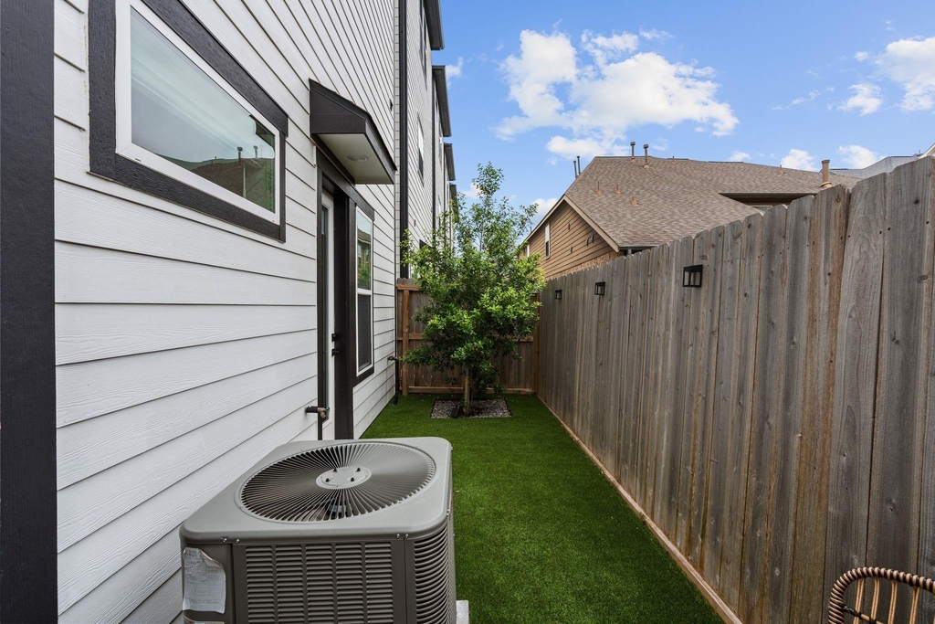 857 Fisher Street - Photo 1