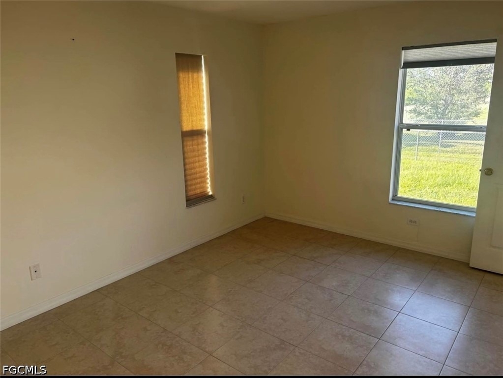 3932 18th Street W - Photo 9
