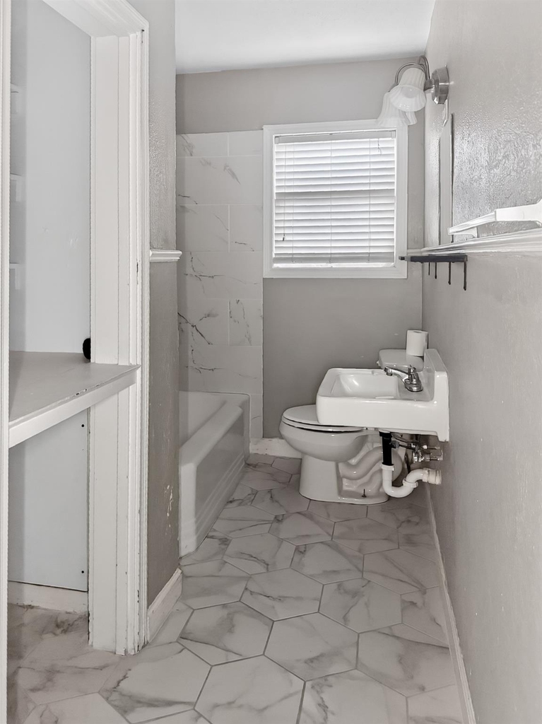 2313 Avenue L - Photo 20