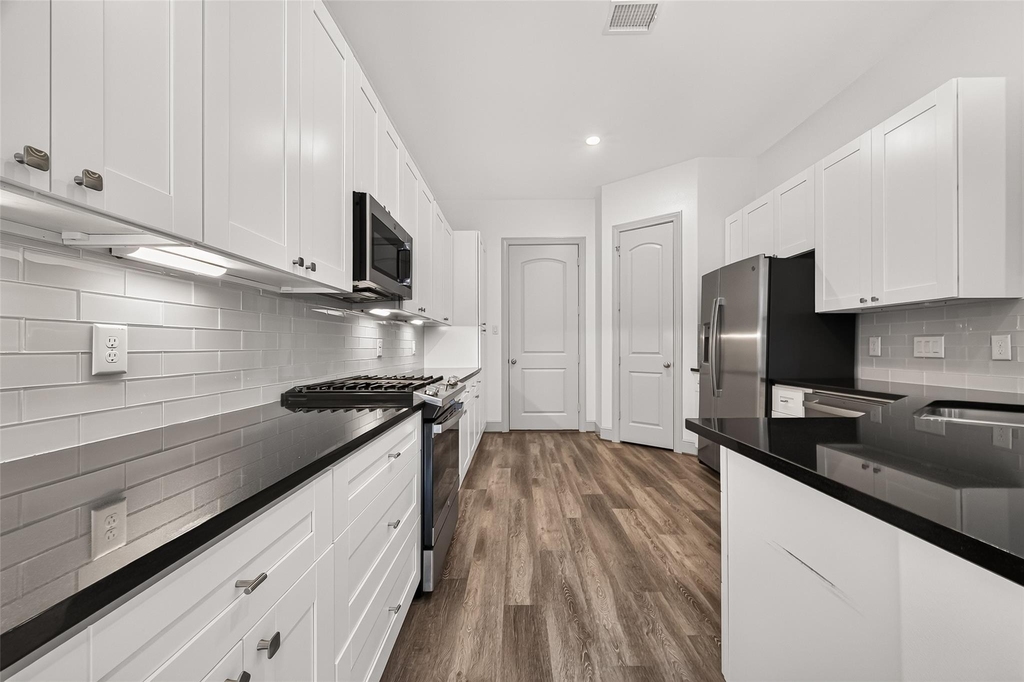 159 Benjis Place - Photo 12