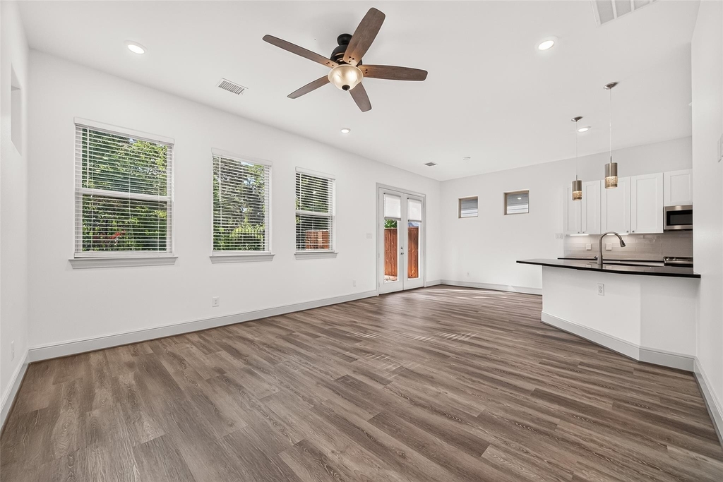 159 Benjis Place - Photo 7