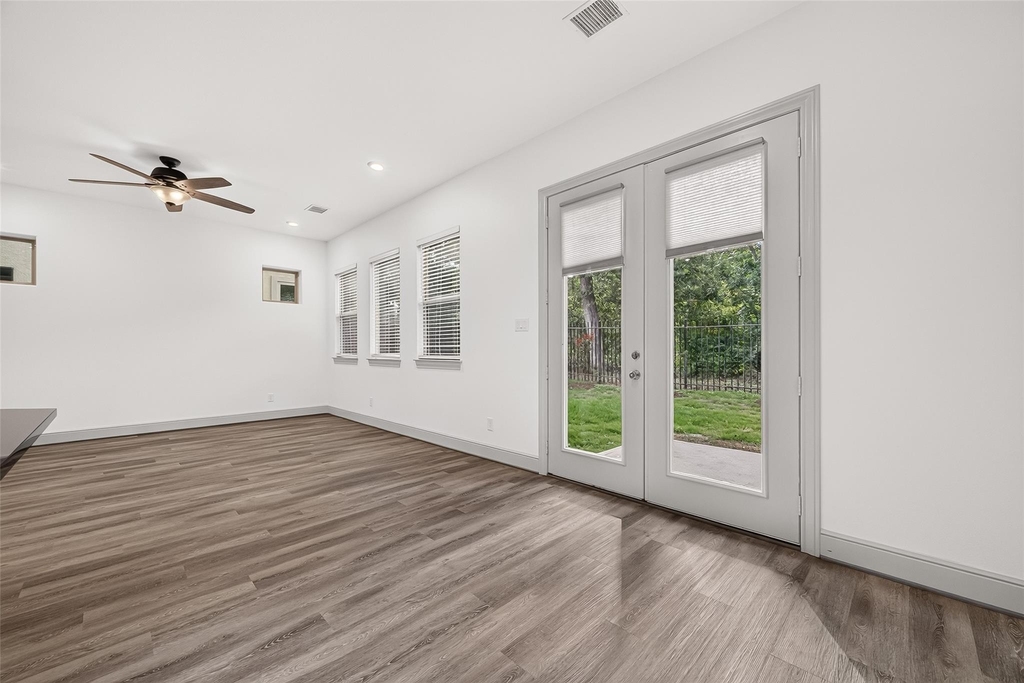 159 Benjis Place - Photo 10