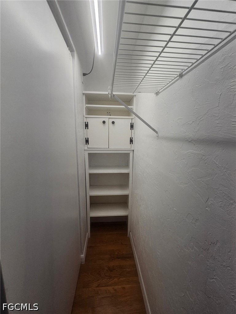 5989 Hillyer Court W - Photo 13