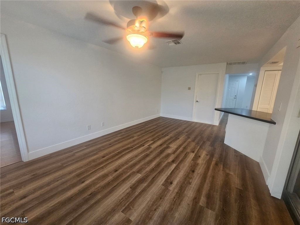 5989 Hillyer Court W - Photo 3