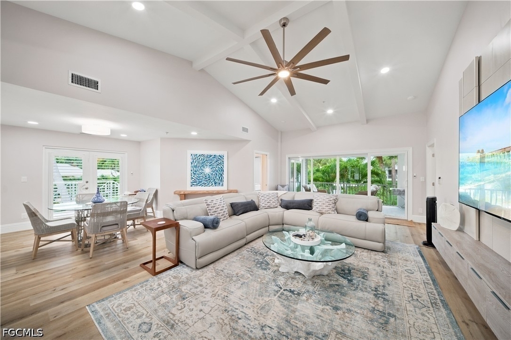 248 4th Avenue S - Photo 0
