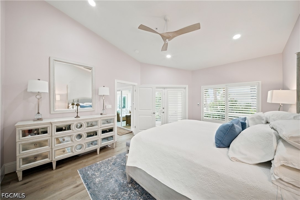 248 4th Avenue S - Photo 16