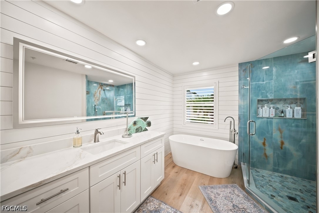 248 4th Avenue S - Photo 21