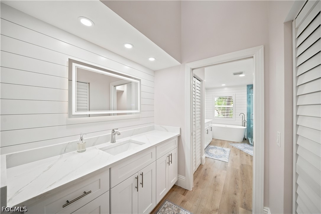248 4th Avenue S - Photo 19
