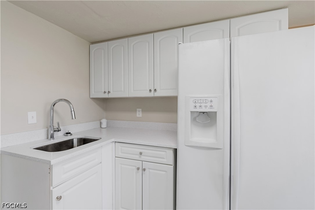 2927 Se 15th Place - Photo 12