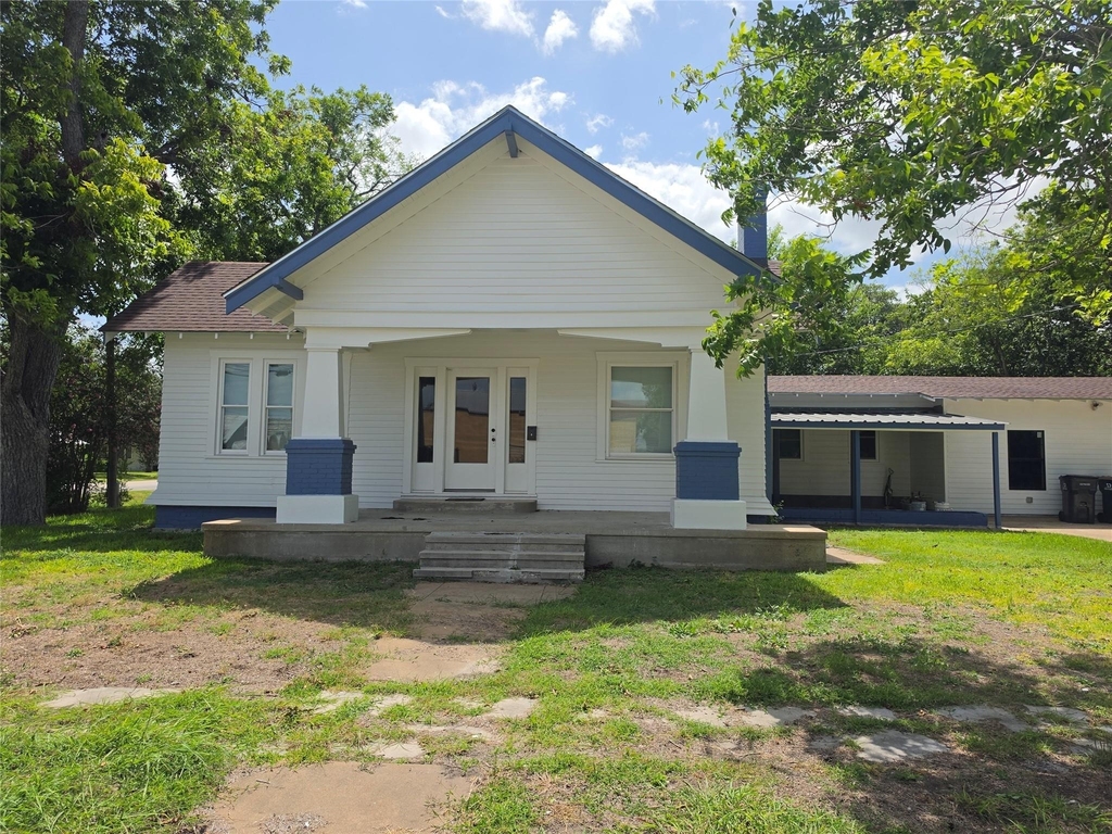 101 N N Hackberry - Photo 0