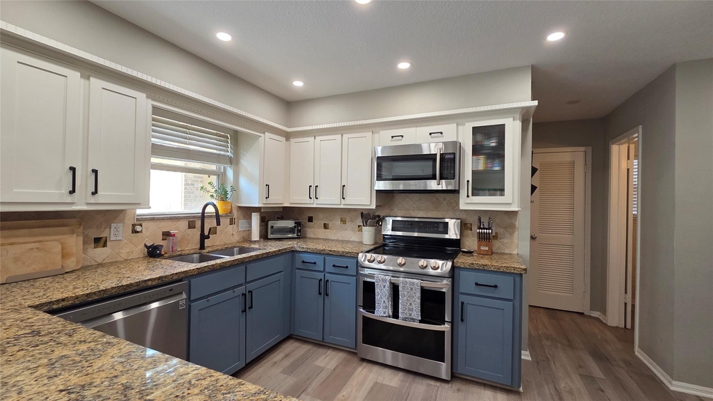 3407 Flaming Candle Drive - Photo 15