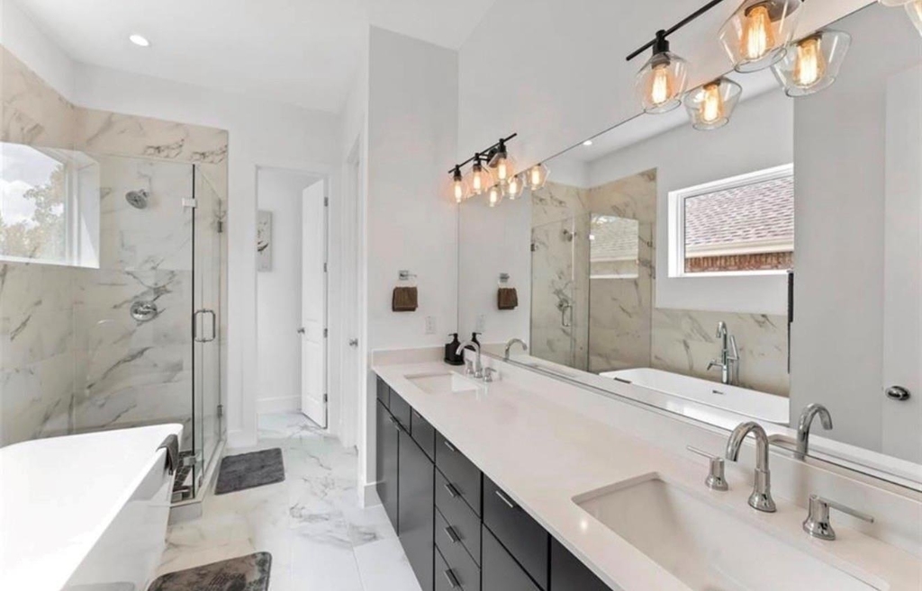 5823 Dolores Street - Photo 4