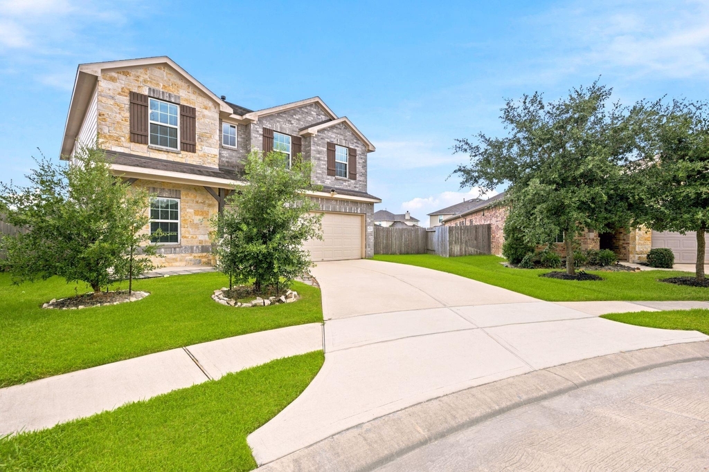 16203 Centennial Light Drive - Photo 1