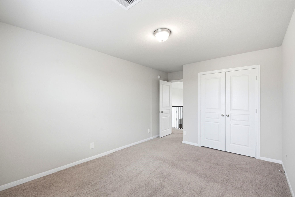 16203 Centennial Light Drive - Photo 31