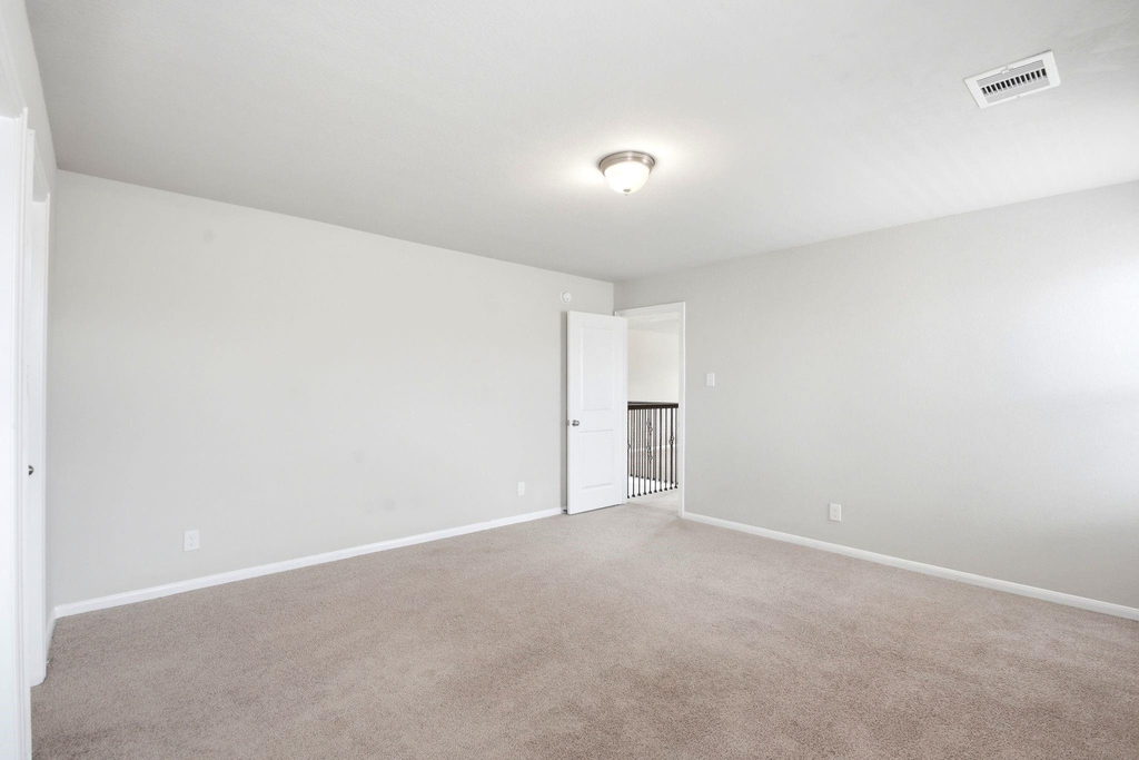 16203 Centennial Light Drive - Photo 31