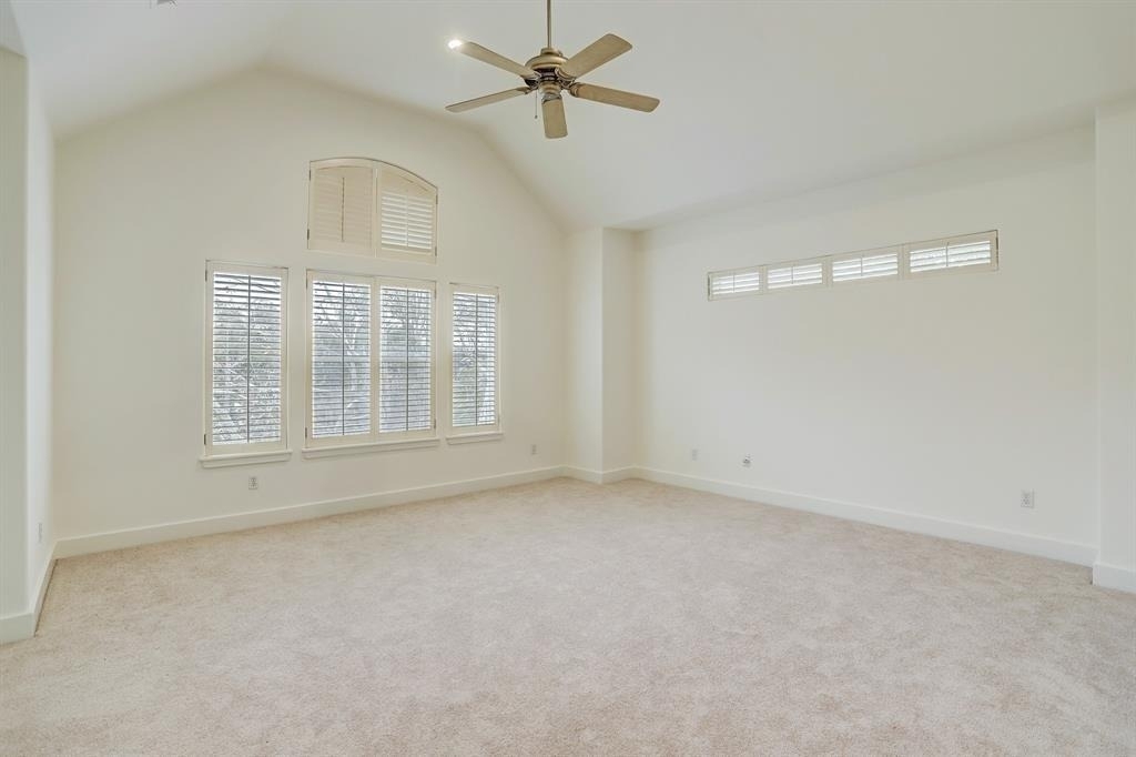 1412 Castle Court - Photo 14