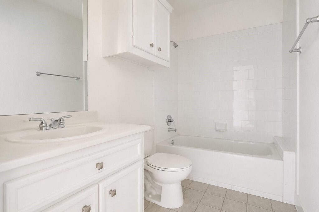 1412 Castle Court - Photo 19