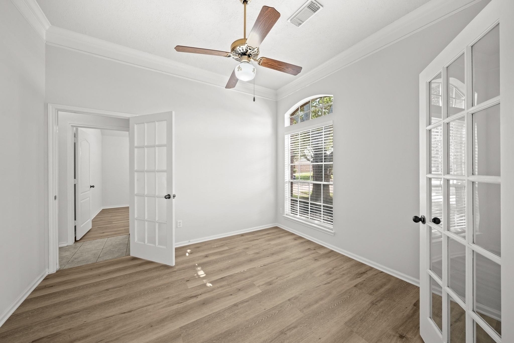 2415 Wyckchester Drive - Photo 6