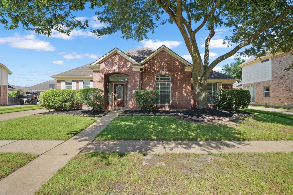 2415 Wyckchester Drive - Photo 0