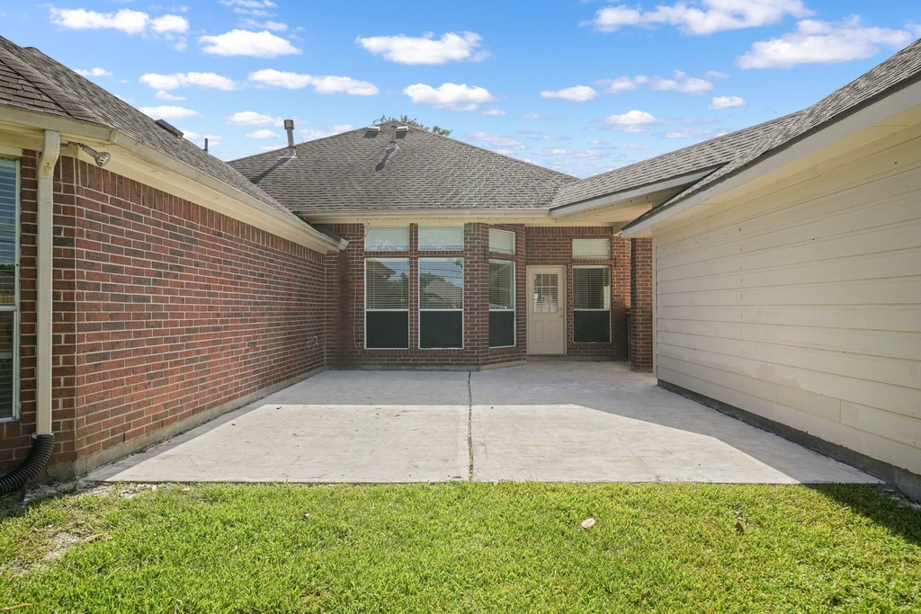 2415 Wyckchester Drive - Photo 24