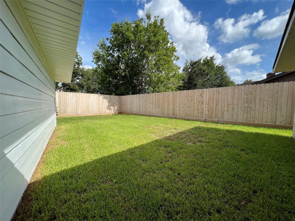 10903 Albury Drive - Photo 22