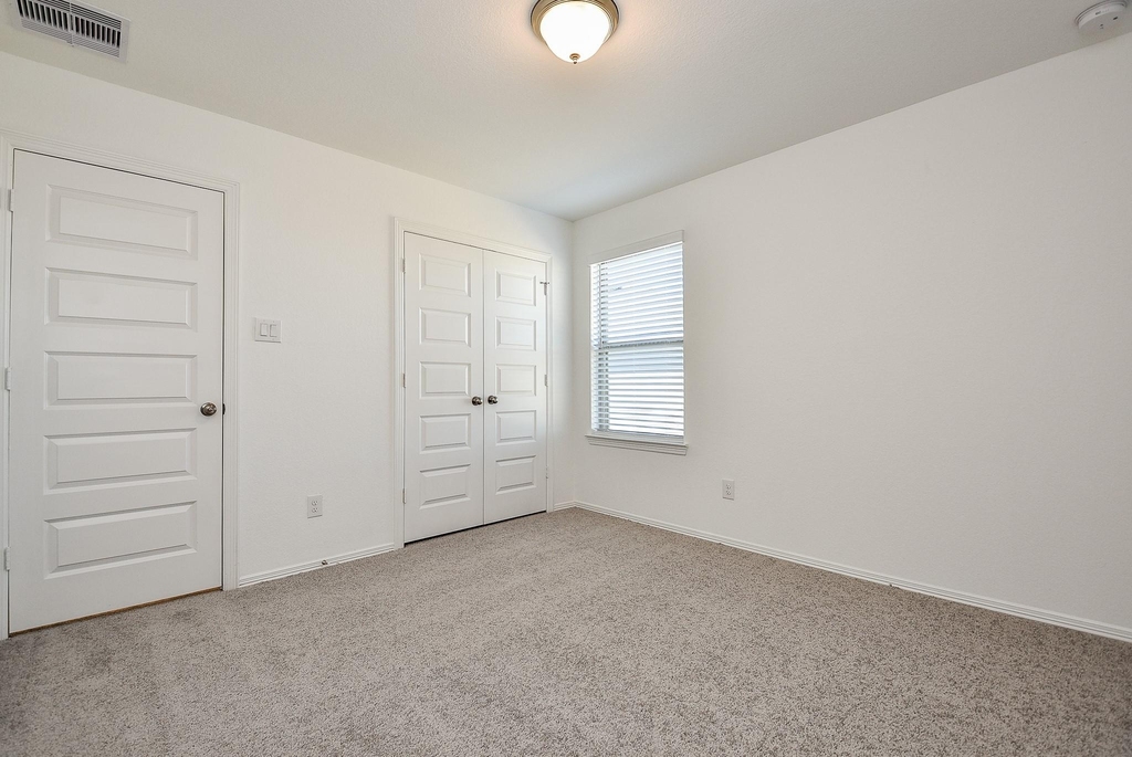 23002 Undertaken Path Drive - Photo 23