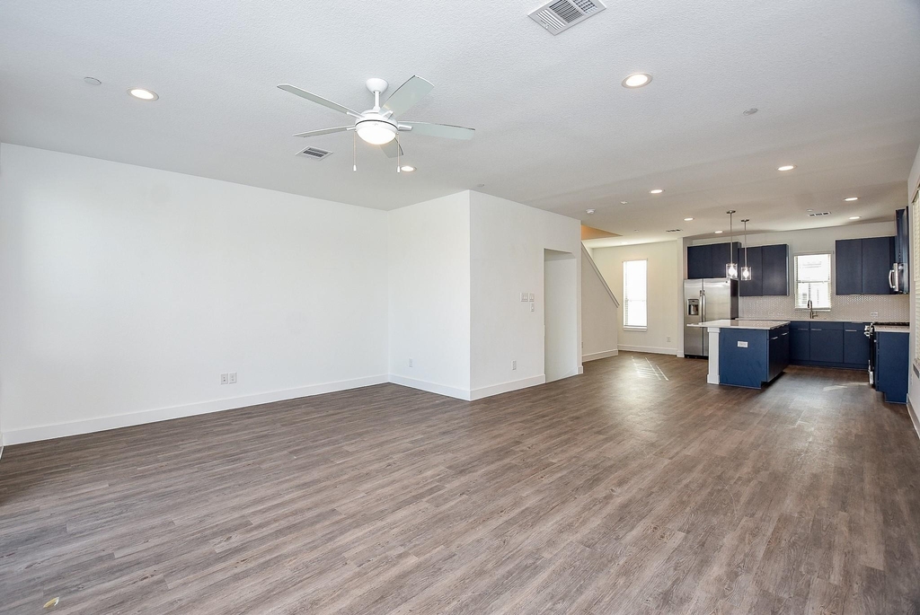 18708 Centro Main Street - Photo 10