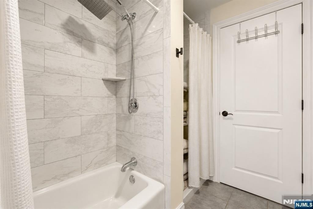 210 Hackensack - Photo 0