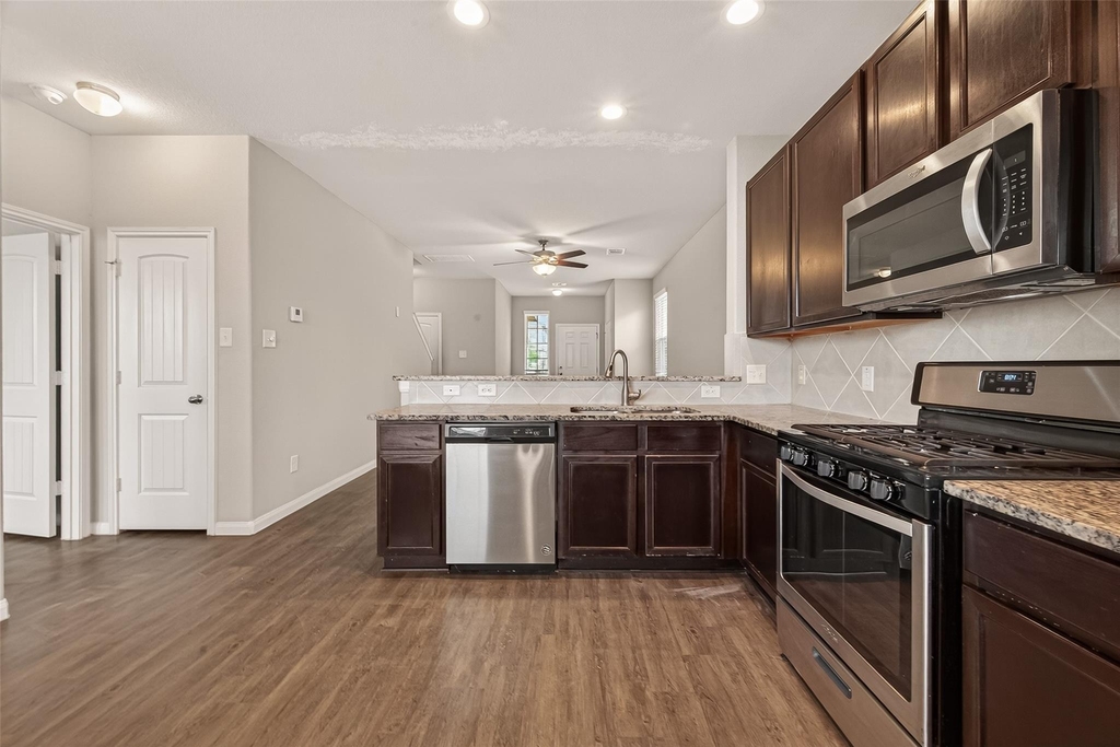 24902 Signorelli Way - Photo 4