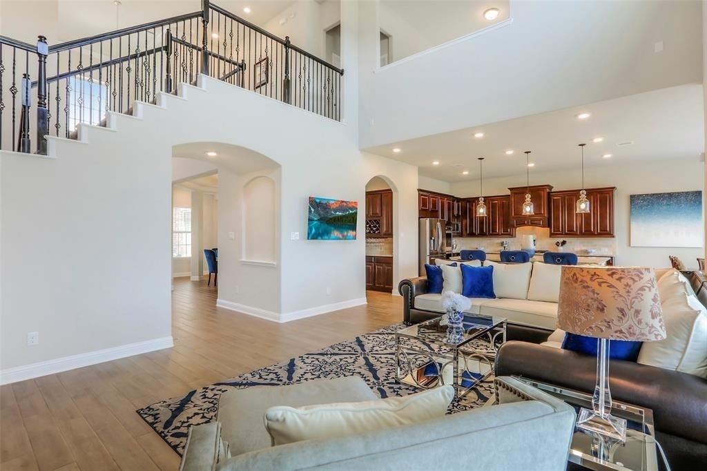 1815 Carriage Oaks Ln - Photo 8