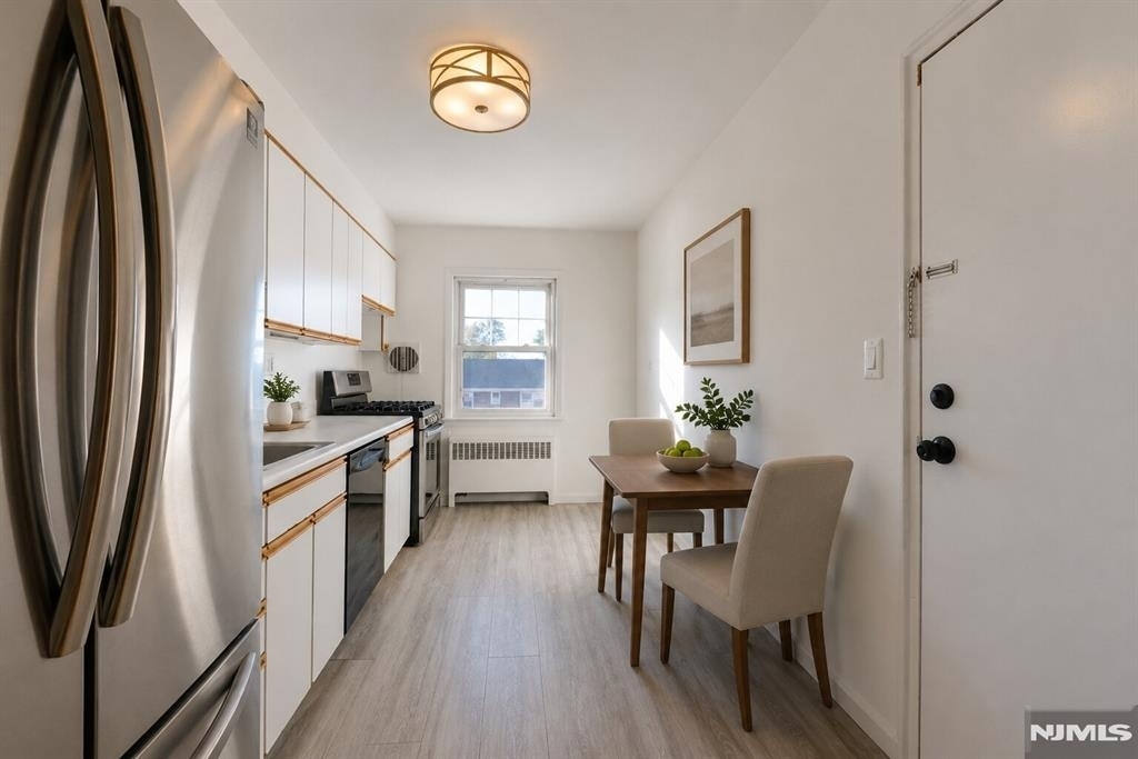 255 Bogert - Photo 6
