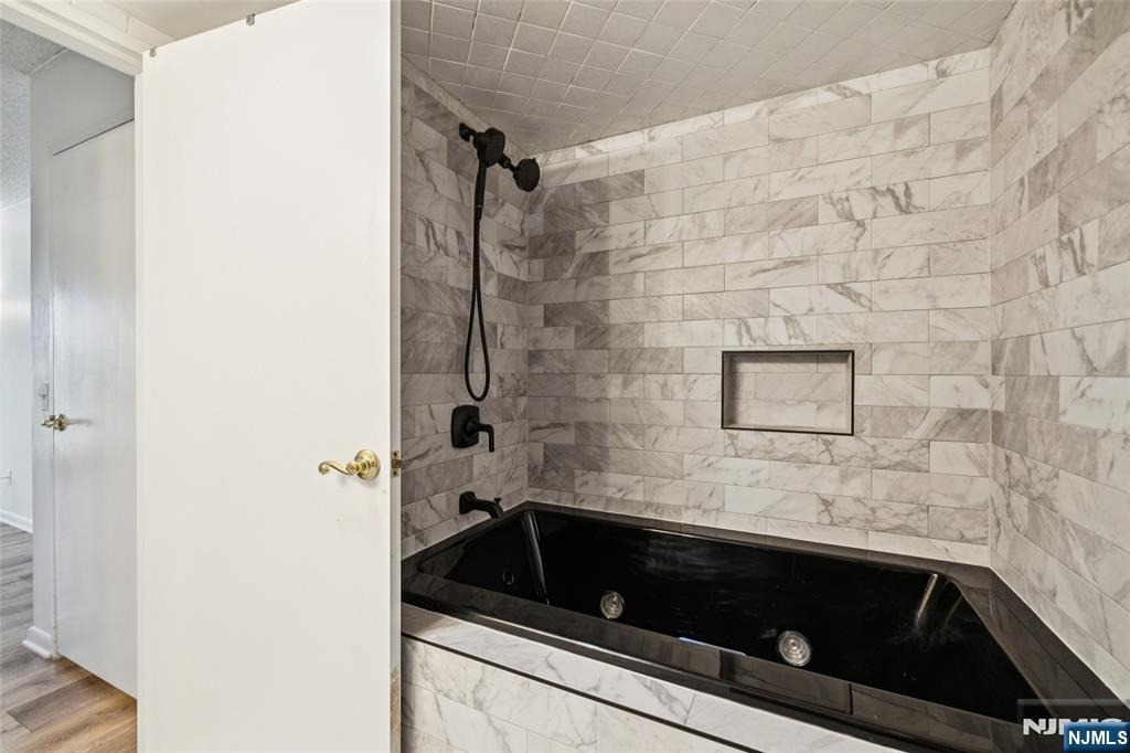 55 Clinton - Photo 20