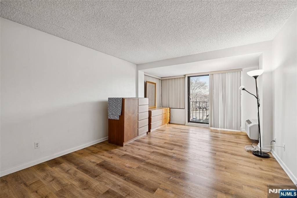 55 Clinton - Photo 13