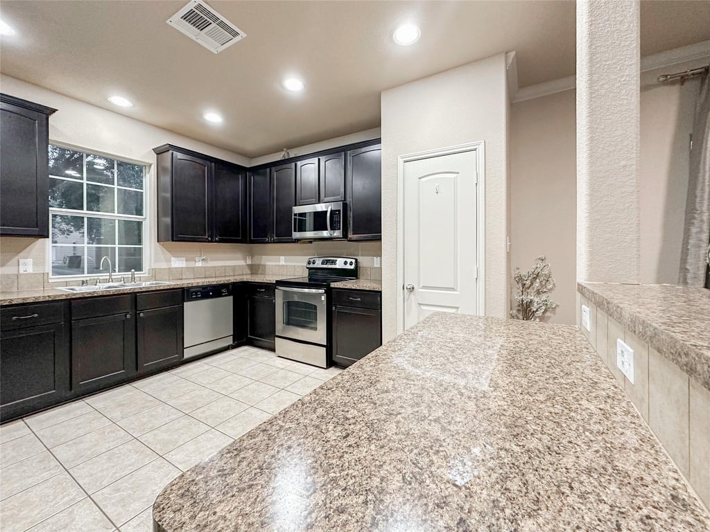 16771 Mammoth Springs Drive - Photo 6