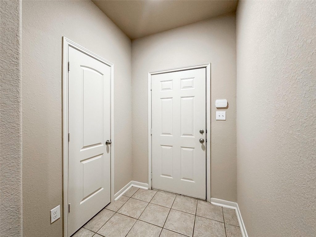 16771 Mammoth Springs Drive - Photo 3