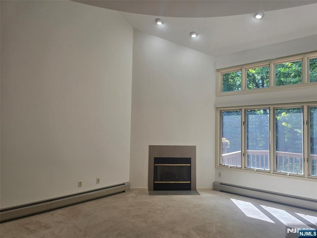 87 Lakeview - Photo 4