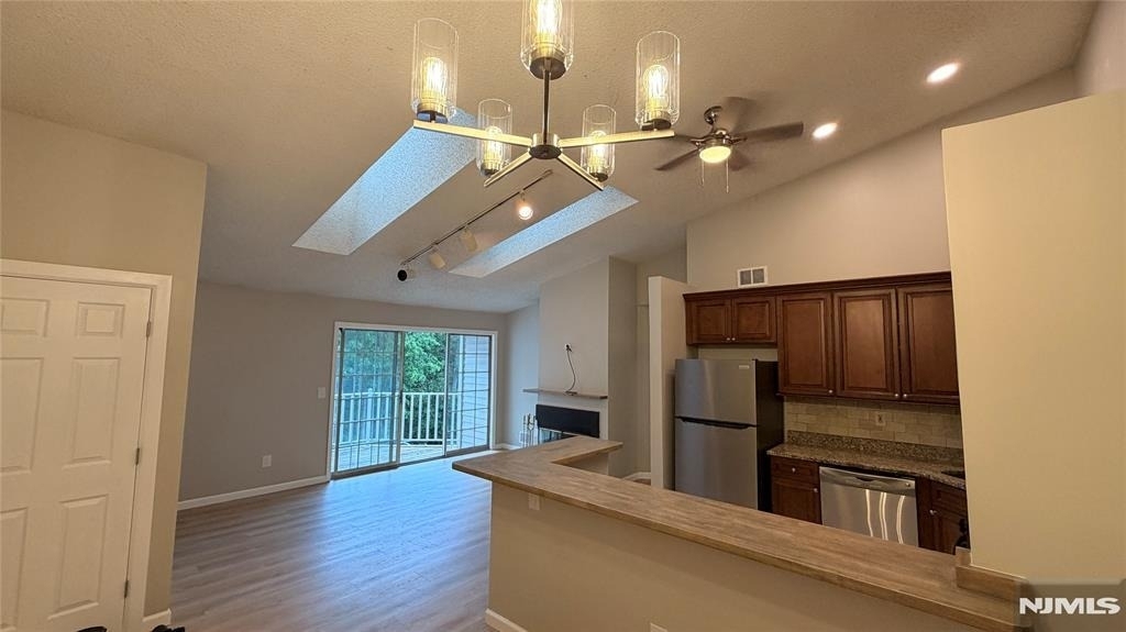 602 Lilac - Photo 4