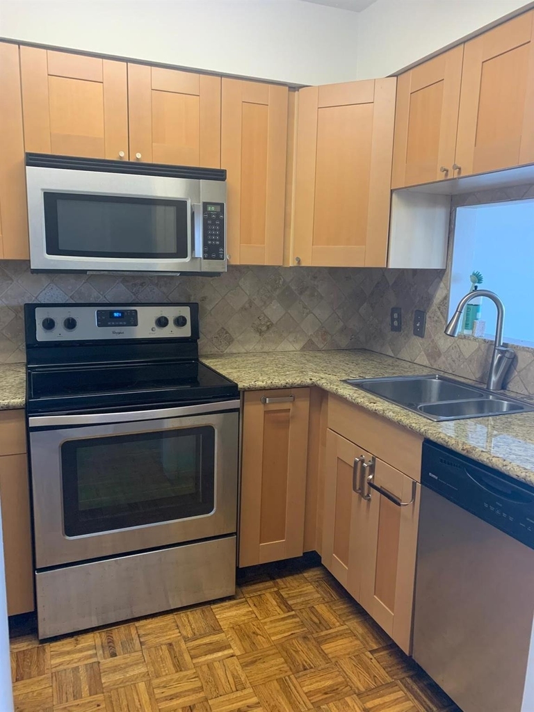 3600 Montrose Boulevard - Photo 3