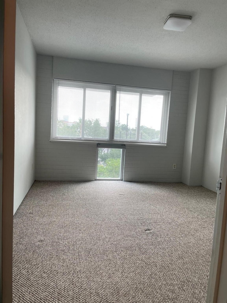 3600 Montrose Boulevard - Photo 7
