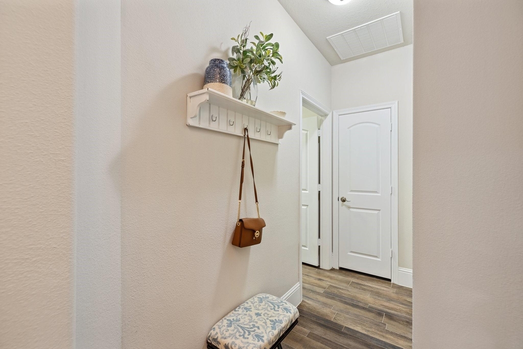 19 Cohasset Place - Photo 28