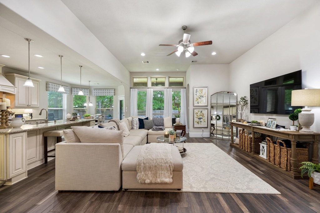 19 Cohasset Place - Photo 10