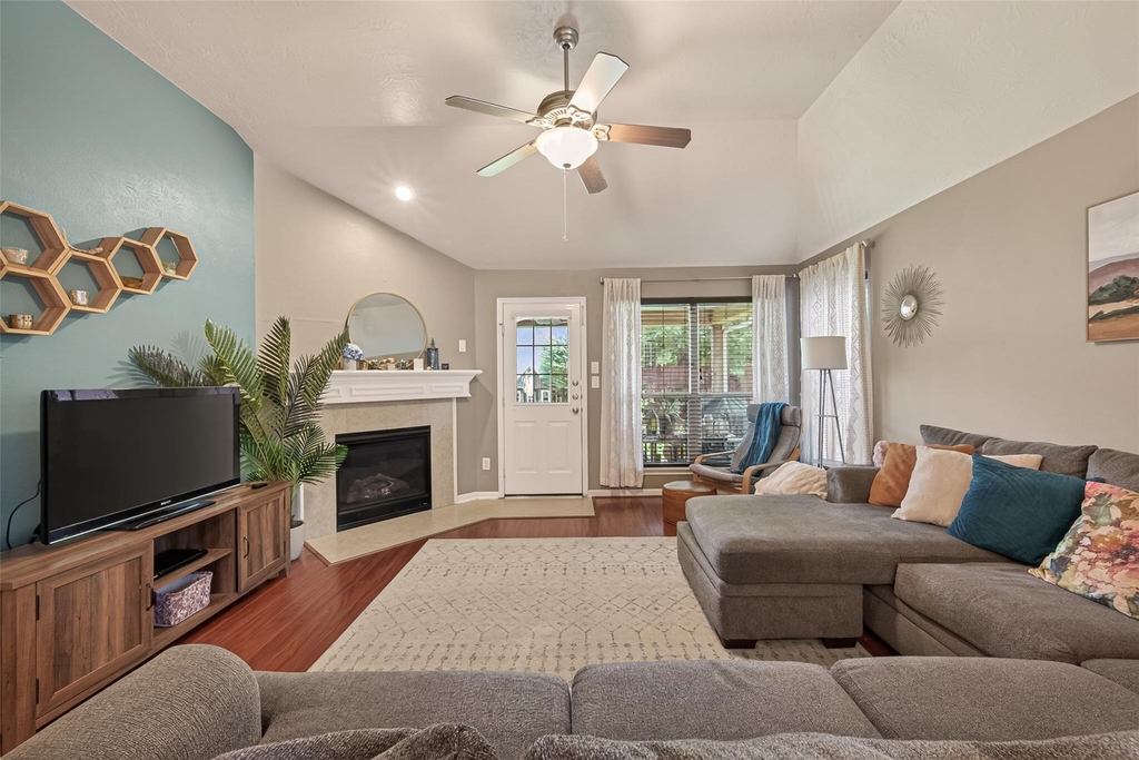 11518 Columbia Pines Lane - Photo 8